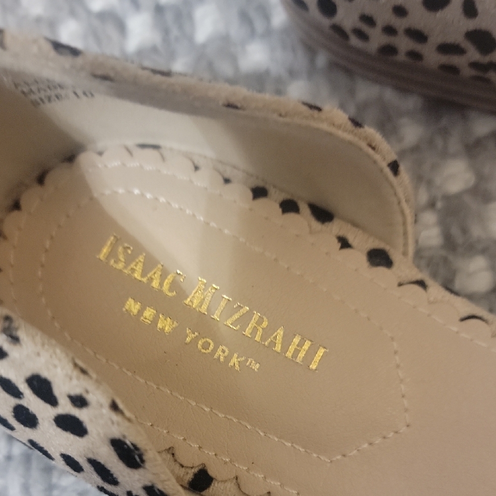 Cream and Black Polka Dot Flats - Picture 2 of 6